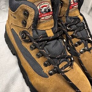 Brahma Blaze Steel Toe Brown Suede Work Boots - Women’s size 7W